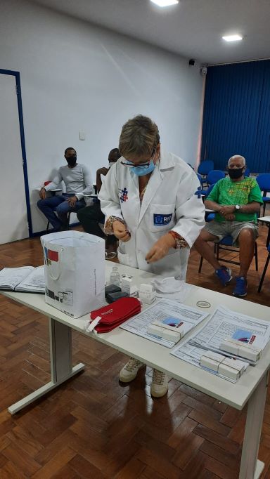 ENTREGA DE APARELHO AUDITIVO