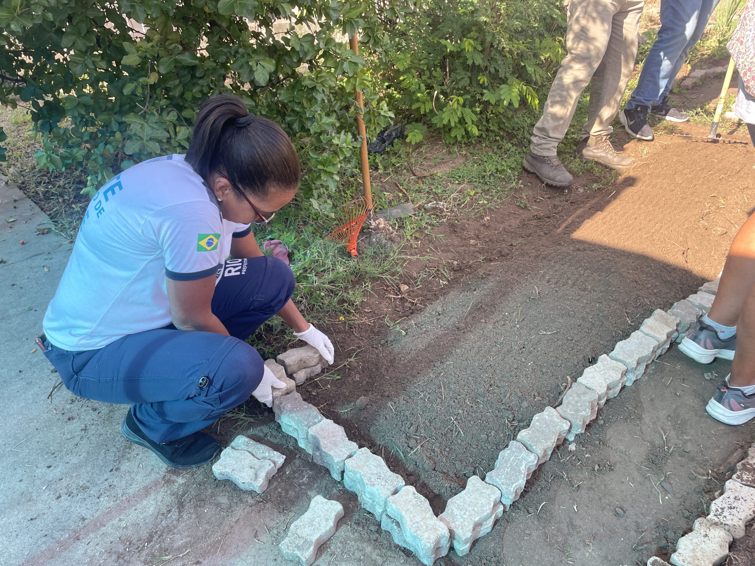 Cultivando Saúde: O Plantio das Hortas na Clínica da Família Olímpia Esteves