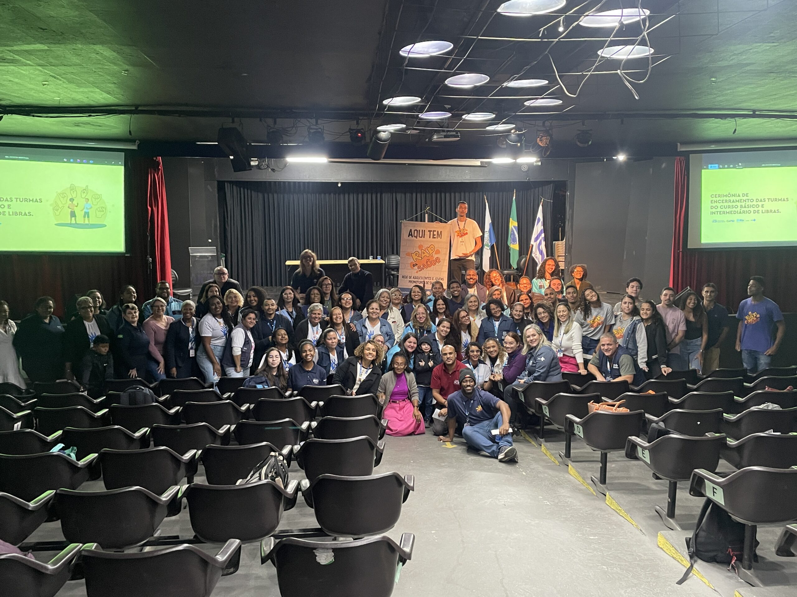 Formatura dos Cursos de Libras Básico I e II dos profissionais da saúde da CAP 5.1