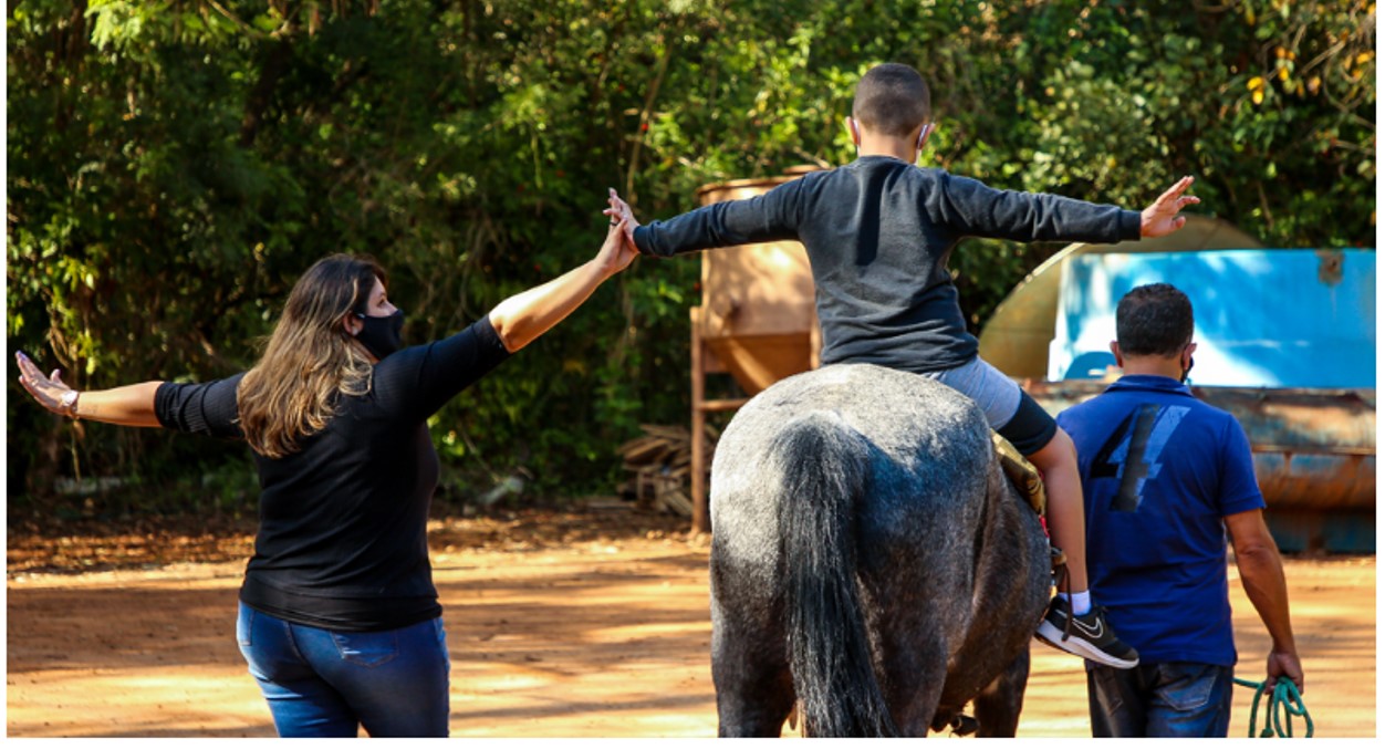 Dia Nacional da Equoterapia