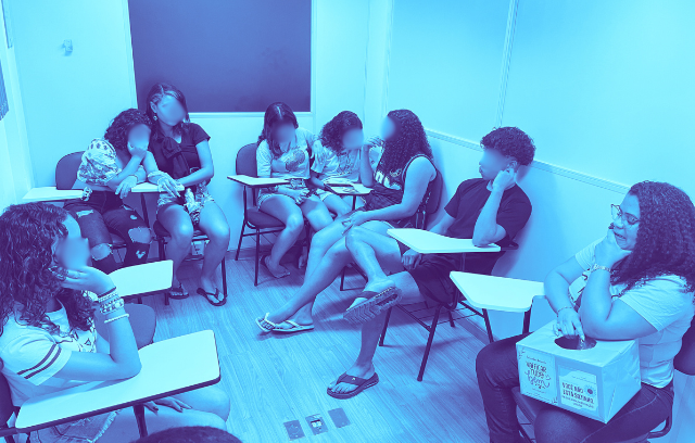 Grupo de Adolescentes – Divergentes